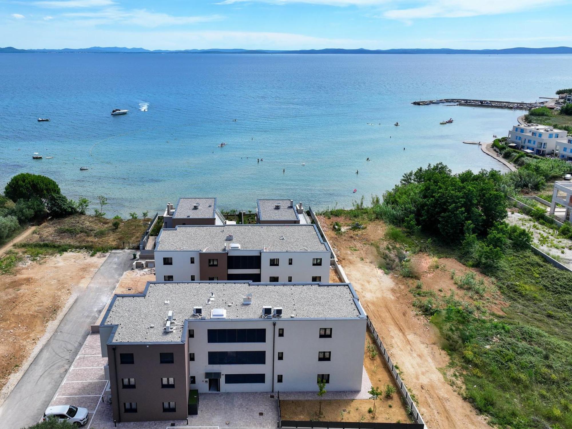 Deluxe Apartments Privlaka On The Sand מראה חיצוני תמונה