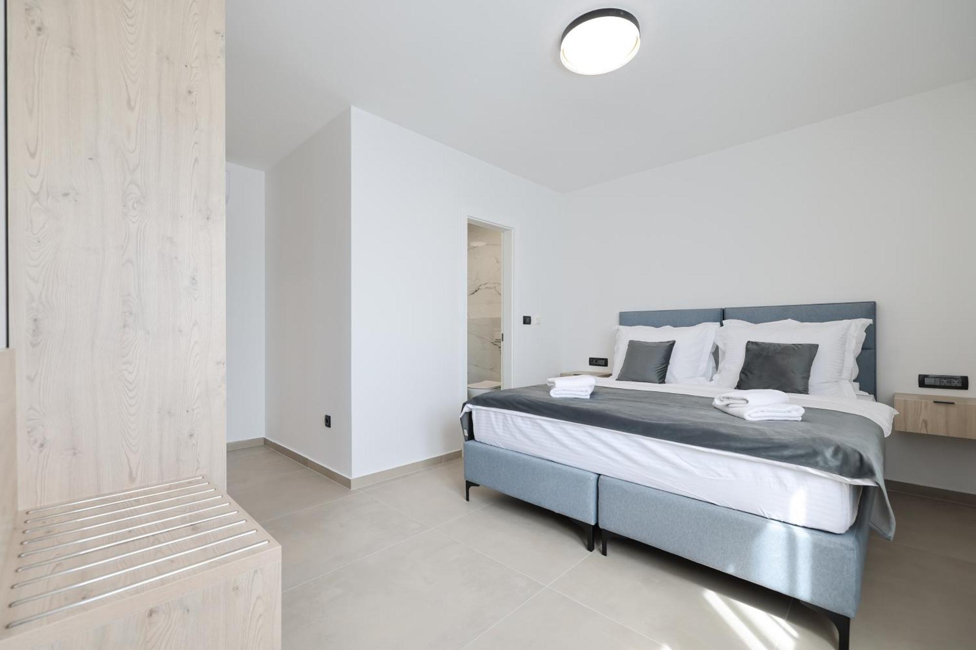 Deluxe Apartments Privlaka On The Sand חדר תמונה