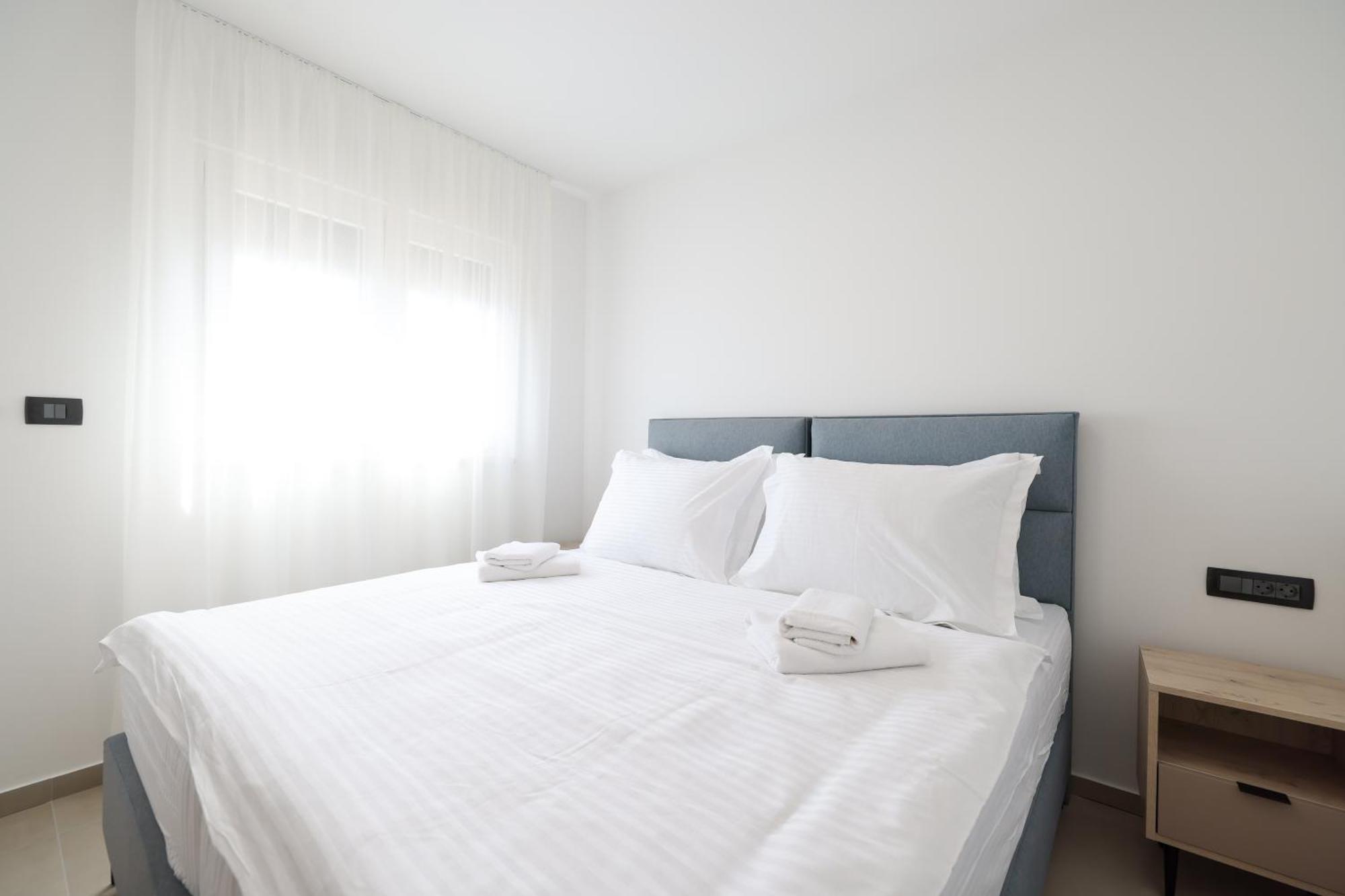 Deluxe Apartments Privlaka On The Sand חדר תמונה