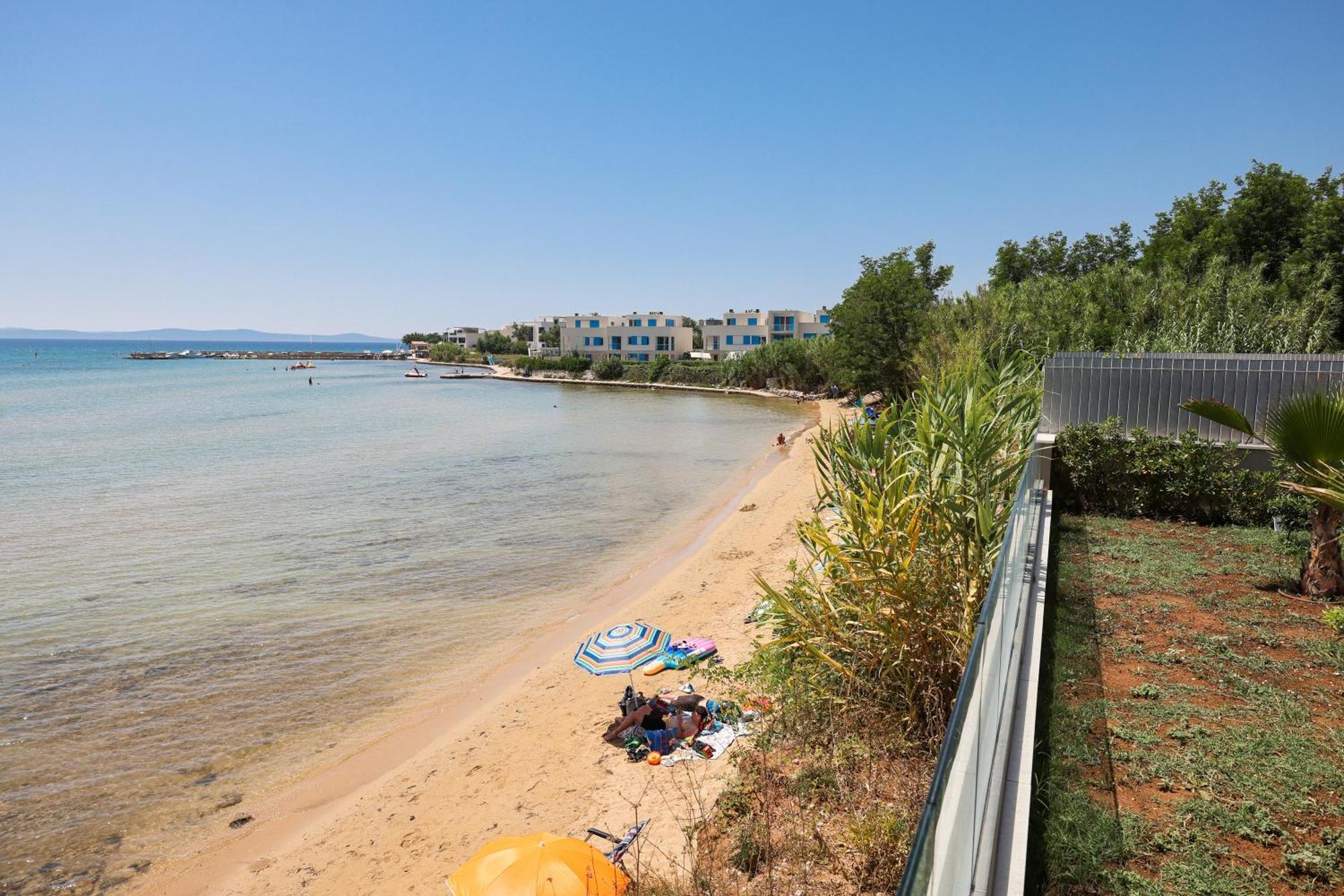 Deluxe Apartments Privlaka On The Sand מראה חיצוני תמונה